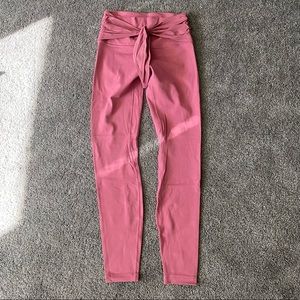 NWOT Lululemon Align 28” Wrap Waist in Moss Rose